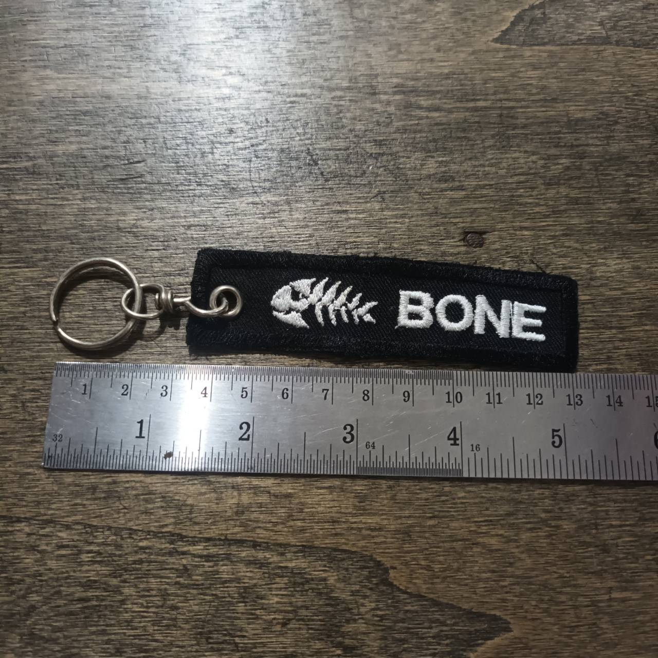 Tec40 TAG Keychain FISH BONE ก้างปลา สีดำ