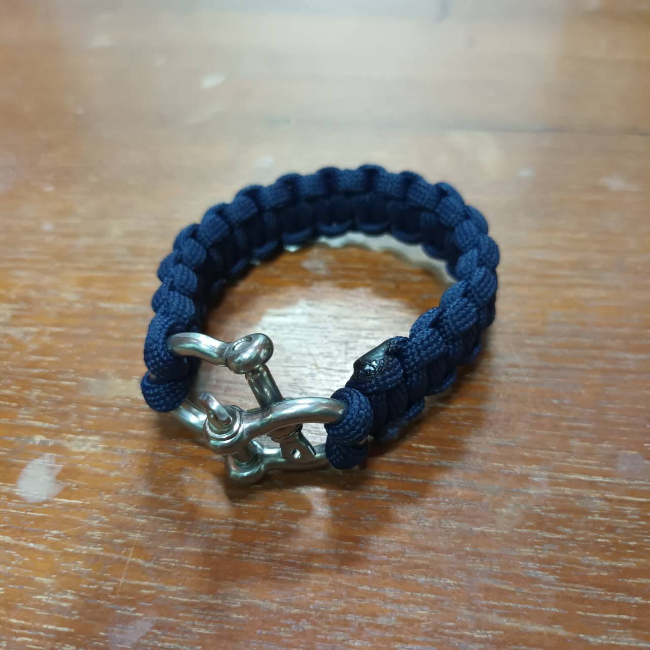 MC2THAILAND COBRA Knot Bracelet Paracord550 2 End Omega shackle with screw lock Dark Blue Color