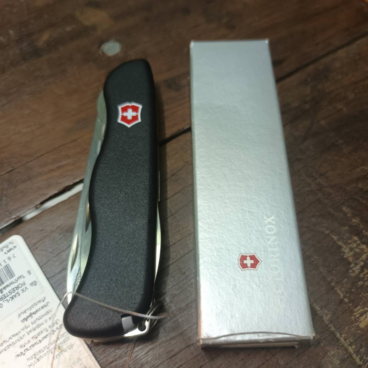 VICTORINOX FORESTER ,BLACK VX SAK-L , 0.8363.3 SWISS MADE