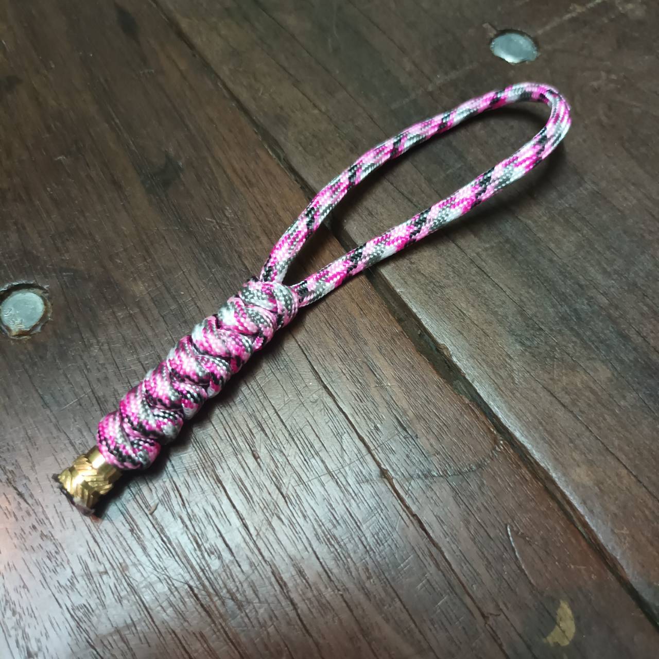 MC2THAILAND Paracord 550 4mm Snake Knot Lanyard PINK CAMOU/ BS01-Bead