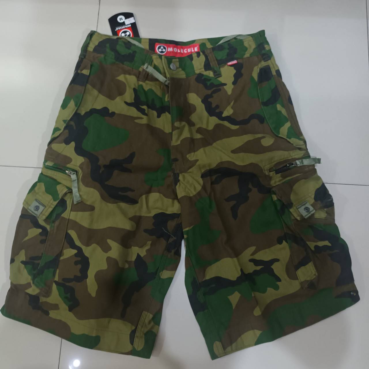 M0LECULE CARGO SHORTS Series 45020 กางเกงขาสั้น 3ส่วน COLOR WOODLAND