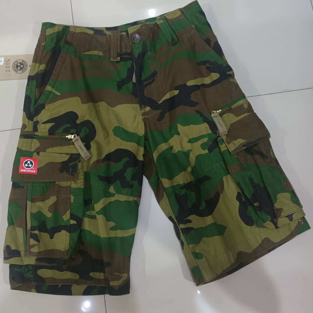 M0LECULE CARGO SHORTS Series 50007 กางเกงขาสั้น 3ส่วน COLOR WOODLAND