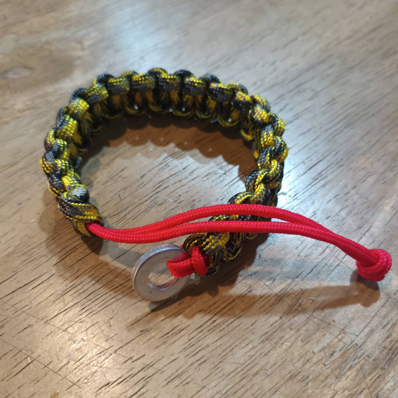 MC2THAILAND COBRA Knot CORE RED 2mm Paracord 550 Bracelet Model 02 YELLOW CAMOU 4mm Color