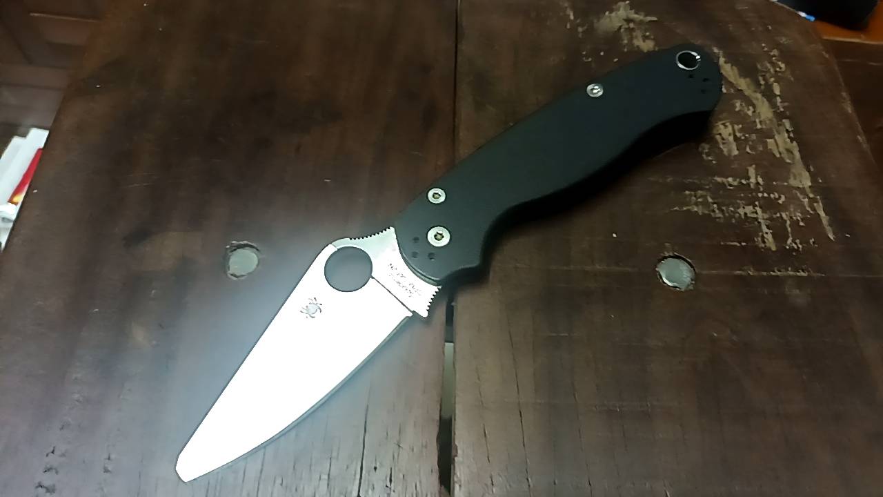 บริการลับคืนคม และแต่งปลายหัก Spyderco Paramilitary2 CPMS45VN steel