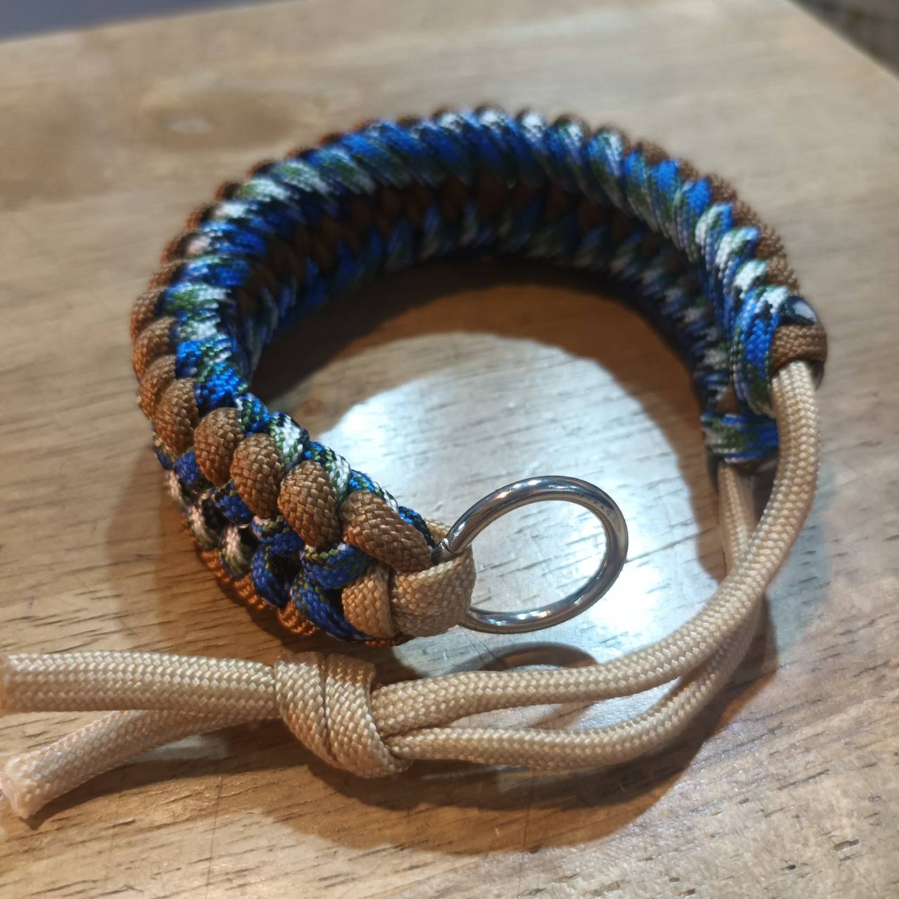 MC2THAILAND MAD MAX Knot CORE TAN 4mm Paracord Bracelet Model 02 SUS ring BROWN / BLUE CAMOU 4mm