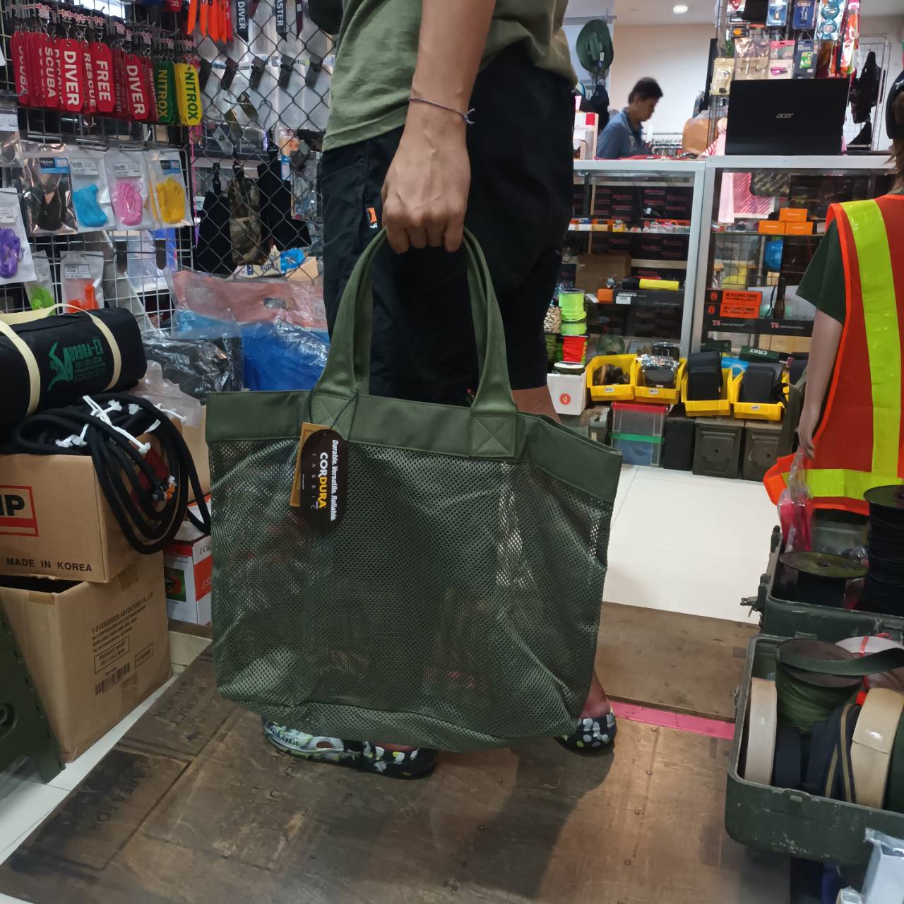 Vancefly กระเป๋าถือตาข่าย Bonny Mesh chain Shoulder Bag OD GREEN