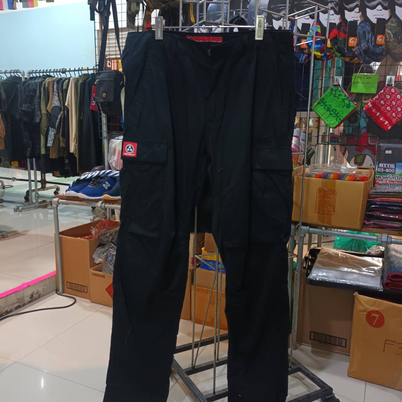 M0LECULE CARGO PANTS Series 55003 กางเกงขายาว RIPSTOP FABRIC BLACK