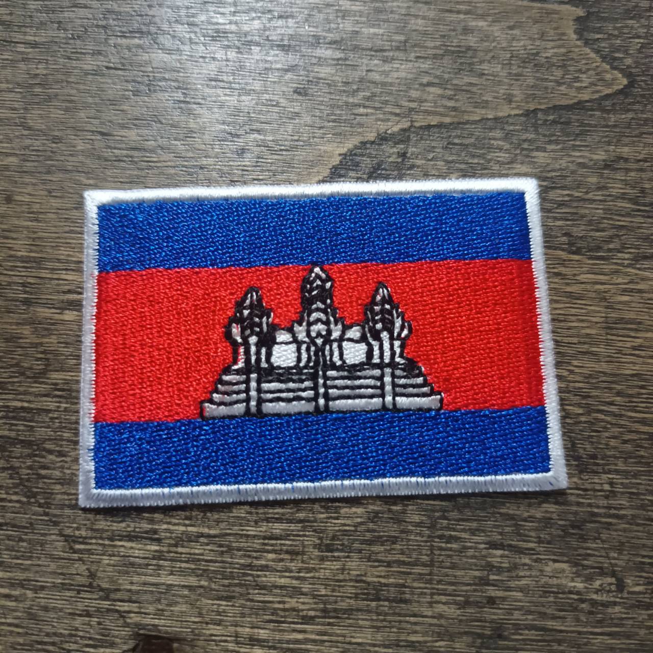 Tec40 GLUE PATCH CAMBODIA กัมพูชา อาร์มรีดติดเสื้อผ้า ธงชาติ ขนาด70×45mm