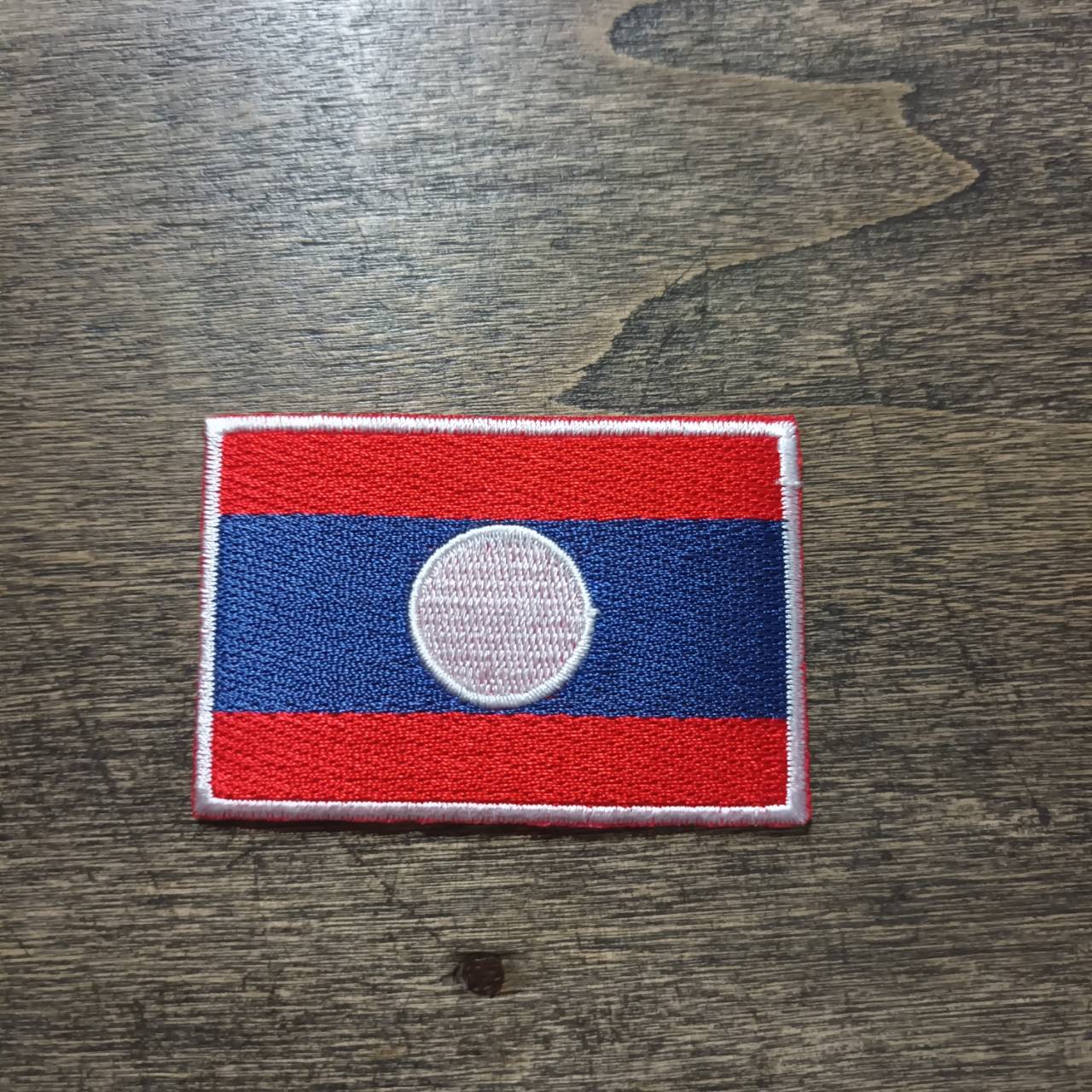 Tec40 GLUE PATCH LAOS สปป ลาว อาร์มรีดติดเสื้อผ้า ธงชาติ ขนาด70×45mm