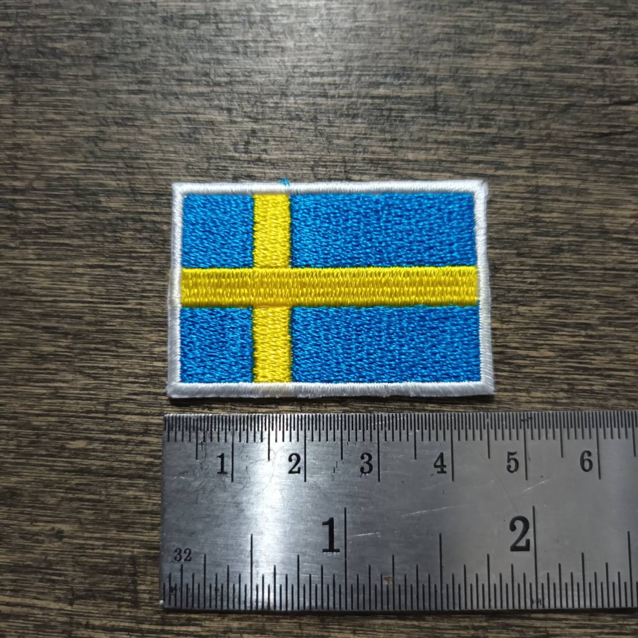 Tec40 GLUE PATCH SWEDEN สวีเดน อาร์มรีด ขนาด 50mm × 35mm