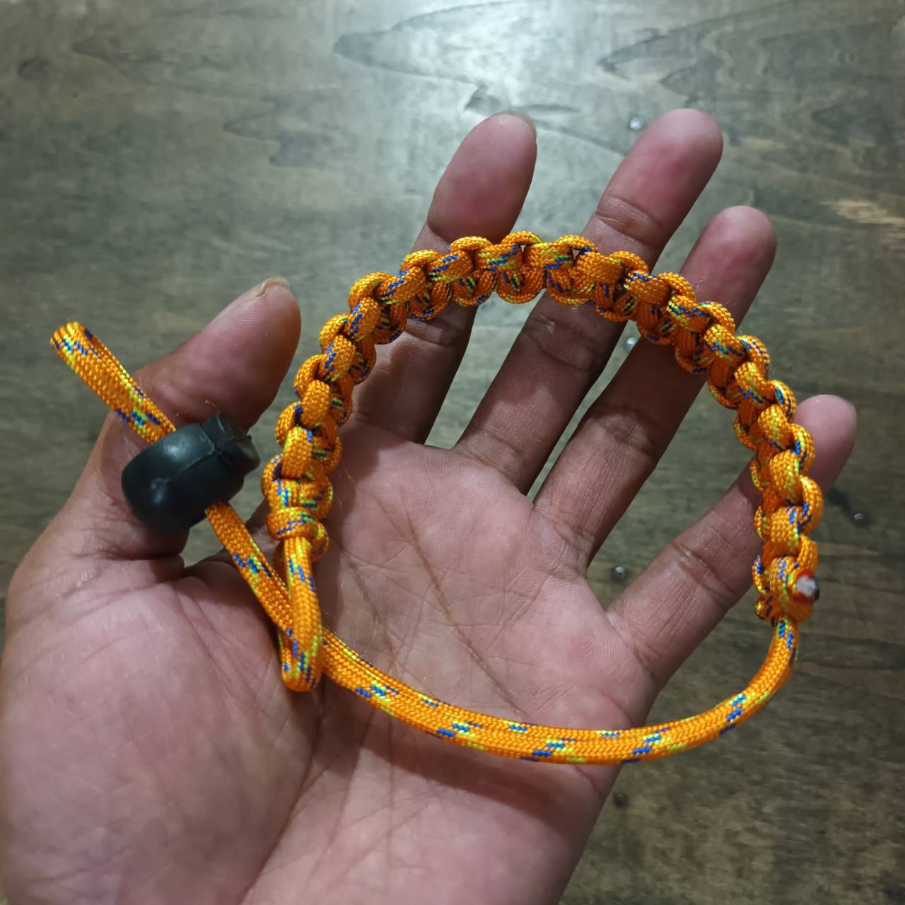 Tec40 Paracord Lanyard Hanger Model1 กำไลข้อมือ